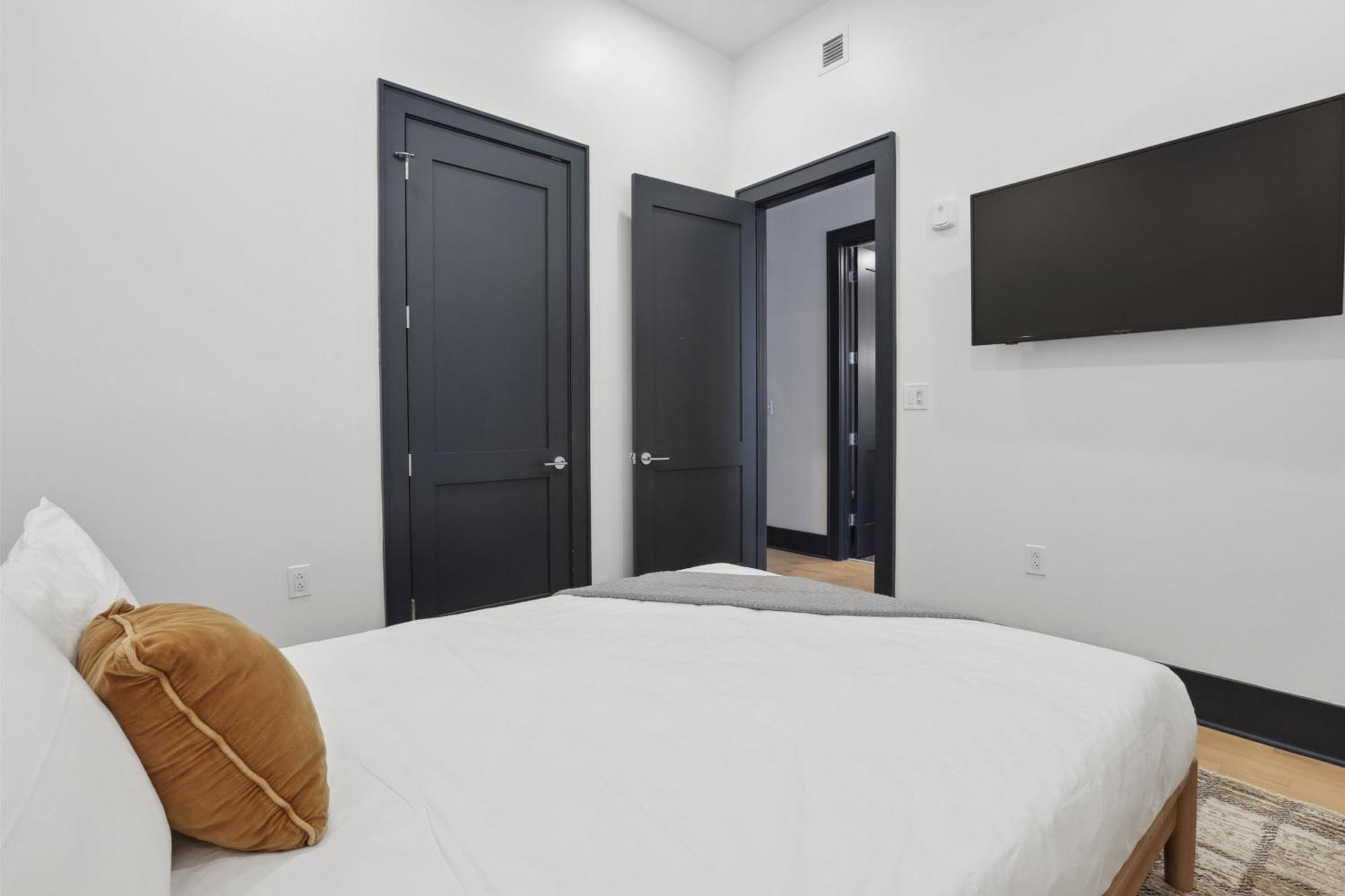 Roami At 714 Canal New Orleans Room photo