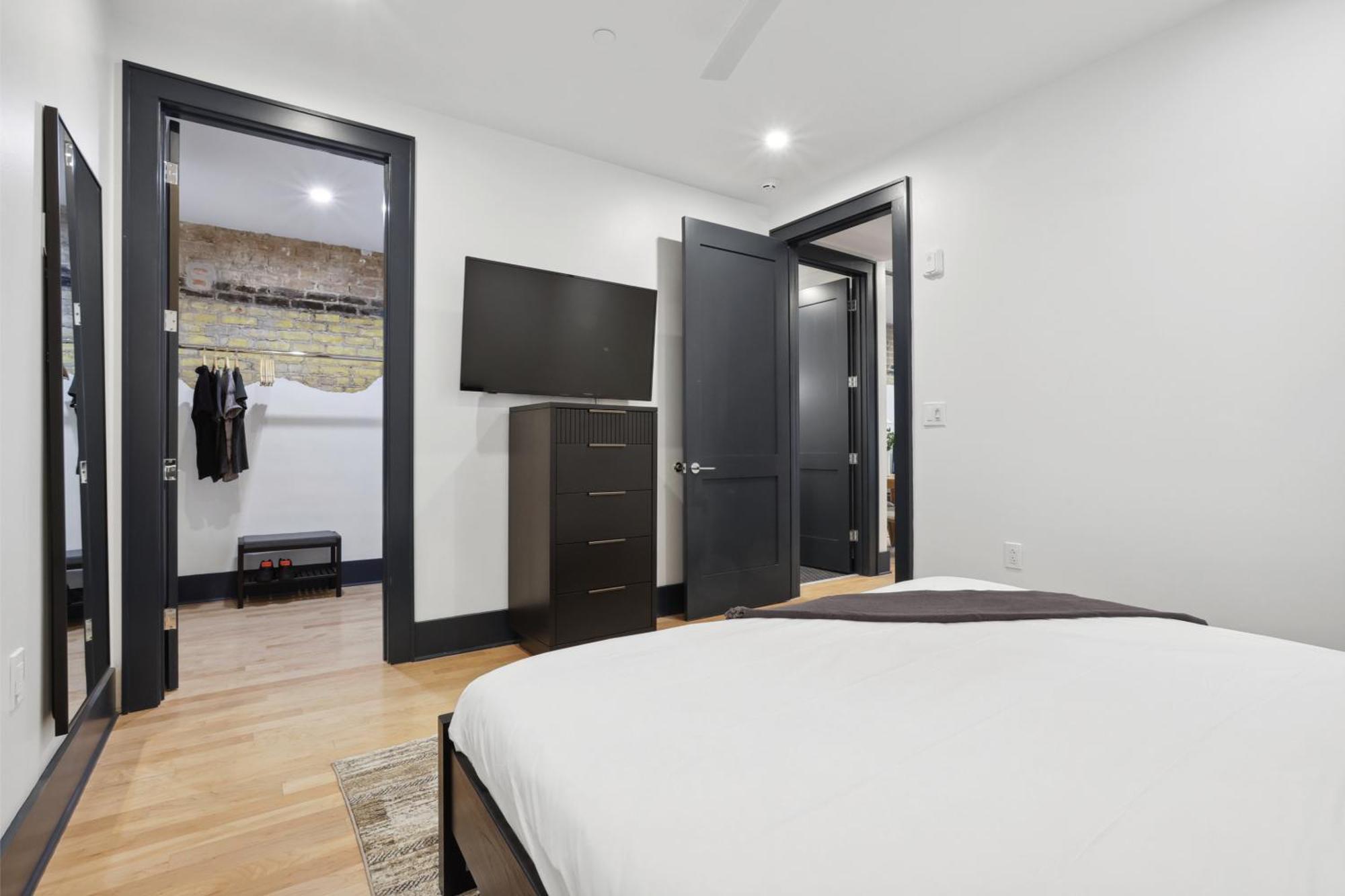 Roami At 714 Canal New Orleans Room photo